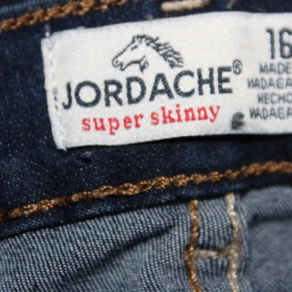 Jordache Teen Super Skinny Jeans - Picture 5 of 6
